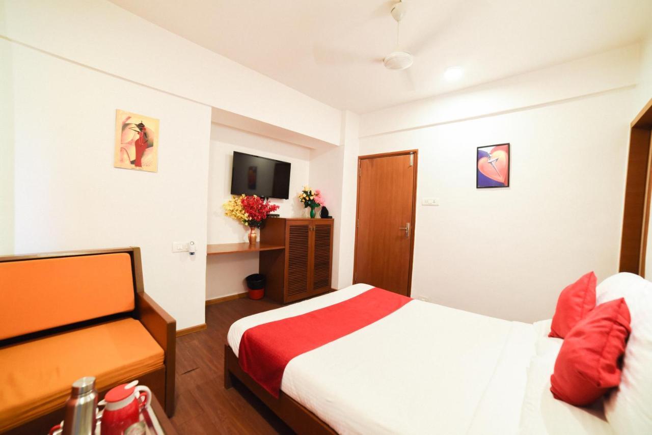 Hotel Aircraft International Bombay Eksteriør billede